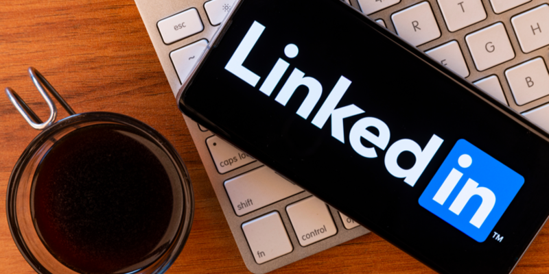 LinkedIn Shares Tips on What to Post During COVID-19 Lockdowns